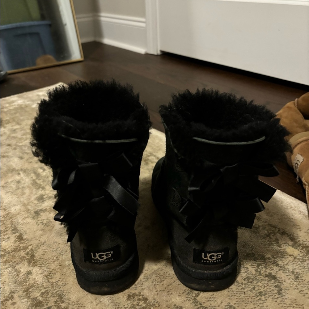 bailey bow boots in black kids size 3